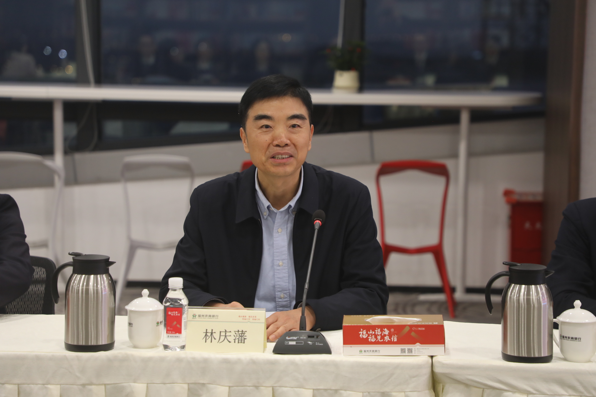 林慶藩在座談會上講話.jpg 林慶藩在座談會上講話.jpg